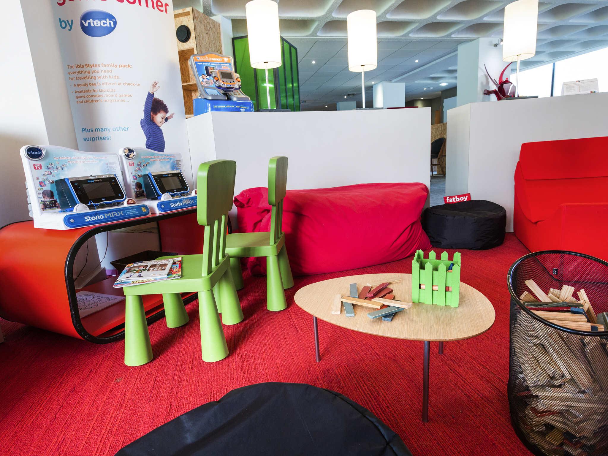 Hotel Ibis Styles Tours Sud Chambray-lès-Tours Exterior foto